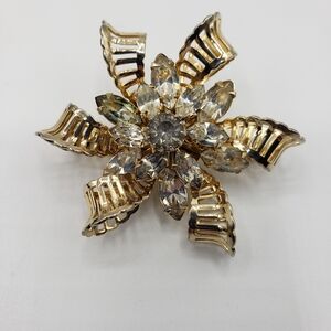 Gold Crystal Floral Brooch - Women Jewelry Brooches